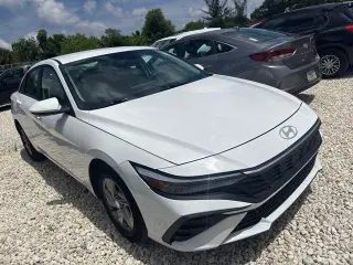 Hyundai ELANTRA 2024 SE 4dr Sedan