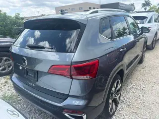 Volkswagen Taos 2022 AWD SEL 4Motion 4dr SUV