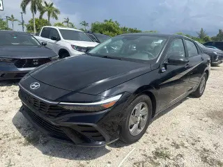 Hyundai ELANTRA 2025 SE 4dr Sedan