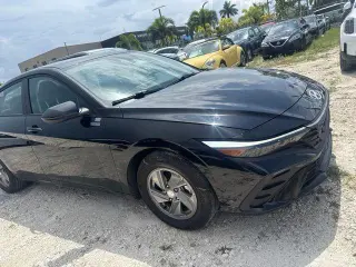Hyundai ELANTRA 2025 SE 4dr Sedan