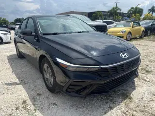 Hyundai ELANTRA 2025 SE 4dr Sedan
