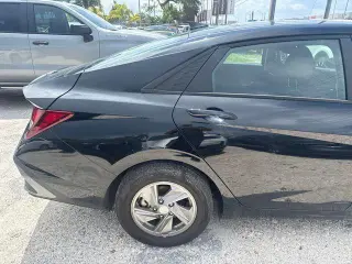 Hyundai ELANTRA 2025 SE 4dr Sedan