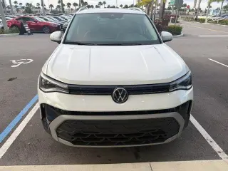 Volkswagen Taos 2025 SE 4dr SUV