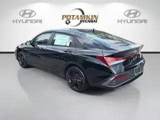 Hyundai ELANTRA 2026 SEL Sport 4dr Sedan