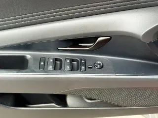 Hyundai ELANTRA 2026 SEL Sport 4dr Sedan