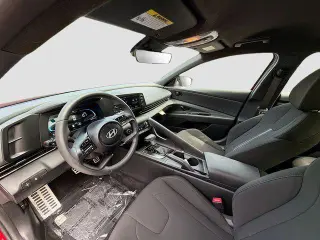 Hyundai ELANTRA 2026 SEL Sport 4dr Sedan