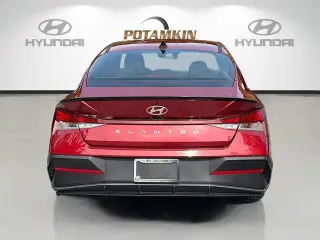 Hyundai ELANTRA 2026 SEL Sport 4dr Sedan