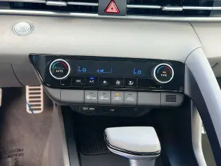 Hyundai ELANTRA 2026 SEL Sport 4dr Sedan