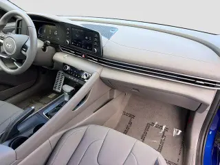 Hyundai ELANTRA 2026 SEL Sport 4dr Sedan
