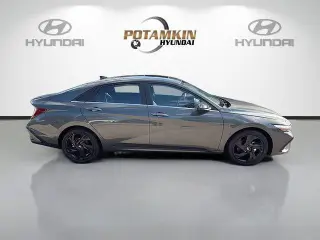 Hyundai ELANTRA 2026 SEL Sport Premium 4dr Sedan