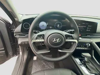 Hyundai ELANTRA 2026 Limited 4dr Sedan