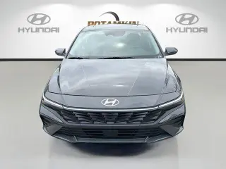 Hyundai ELANTRA 2026 Limited 4dr Sedan