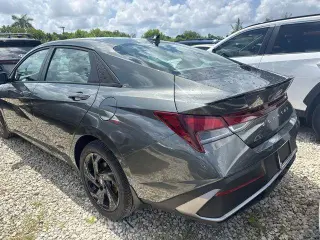 Hyundai ELANTRA 2026 SEL Sport 4dr Sedan