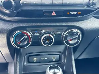Hyundai VENUE 2025 SE 4dr Crossover