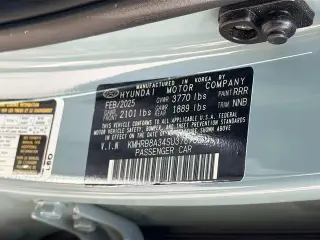 Hyundai VENUE 2025 SE 4dr Crossover