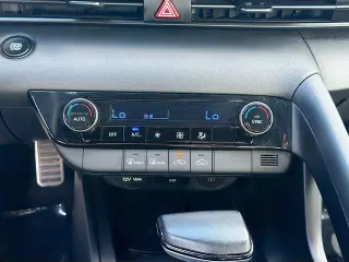 Hyundai ELANTRA 2025 SEL Sport 4dr Sedan