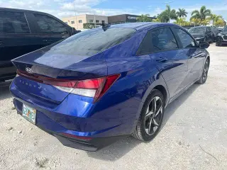 Hyundai ELANTRA 2023 SEL 4dr Sedan