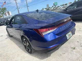 Hyundai ELANTRA 2023 SEL 4dr Sedan