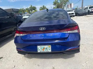 Hyundai ELANTRA 2023 SEL 4dr Sedan