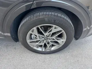 Genesis GV70 2023 AWD 2.5T Standard 4dr SUV