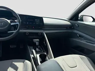 Hyundai ELANTRA 2025 SEL Sport 4dr Sedan
