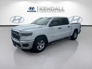 Ram 1500 2025 4x2 Tradesman 4dr Crew Cab 5.6 ft. SB Pickup
