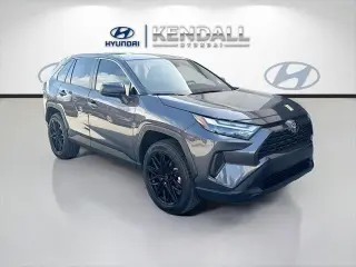 Toyota RAV4 2025 LE 4dr SUV