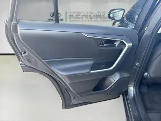 Toyota RAV4 2025 LE 4dr SUV
