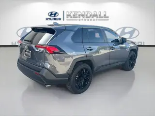 Toyota RAV4 2025 LE 4dr SUV