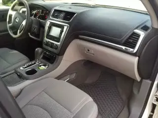 2013 GMC Acadia SLE