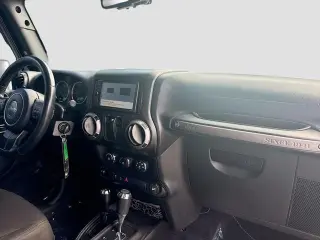 Jeep Wrangler 2013 4x4 Sport 2dr SUV