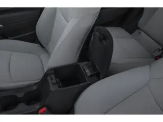Toyota Corolla Cross 2026 L 4dr Crossover