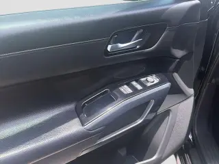 Nissan Pathfinder 2024 SL 4dr SUV