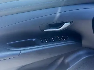 Hyundai TUCSON 2025 SE 4dr SUV
