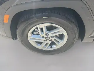 Hyundai TUCSON 2025 SE 4dr SUV