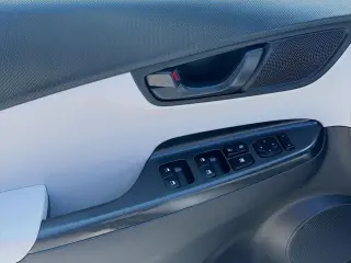 Hyundai KONA 2023 SEL 4dr Crossover