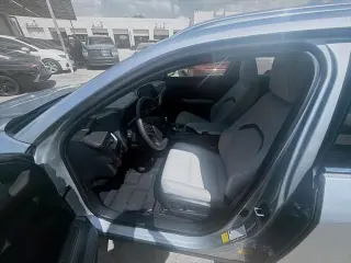 Lexus UX 300h 2025 4dr Crossover
