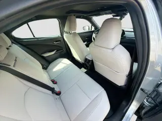 Lexus UX 300h 2025 4dr Crossover