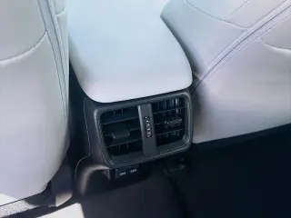 Lexus UX 300h 2025 4dr Crossover