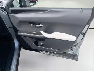 Lexus UX 300h 2025 4dr Crossover