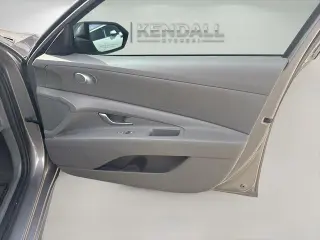 Hyundai ELANTRA 2021 SEL 4dr Sedan