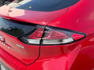 Hyundai IONIQ Hybrid 2020 SEL 4dr Hatchback