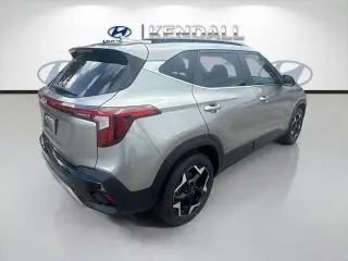 Kia Seltos 2024 EX 4dr SUV