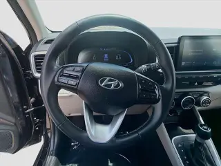 Hyundai VENUE 2024 SEL 4dr Crossover