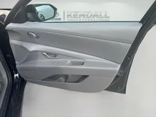Hyundai ELANTRA 2024 SEL 4dr Sedan