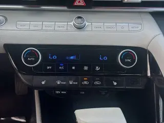 Hyundai ELANTRA 2023 Limited 4dr Sedan SULEV