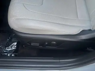 Hyundai ELANTRA 2023 Limited 4dr Sedan SULEV