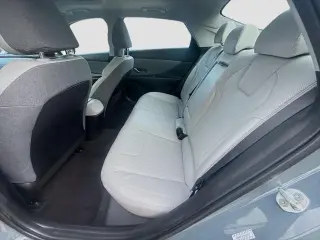 Hyundai ELANTRA 2023 Limited 4dr Sedan SULEV