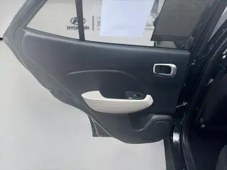 Hyundai VENUE 2022 SEL 4dr Crossover
