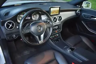 2014 Mercedes Benz CLA250